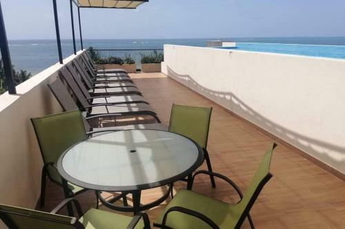 Apartamento Upscale 1 Bedrm/across Beach/supmrkt/2x1catamaran