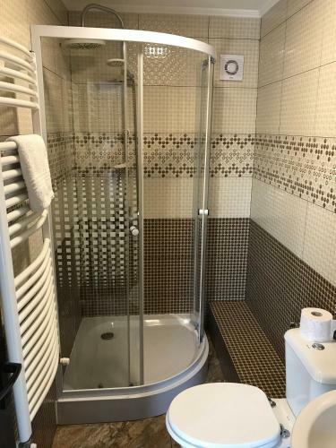 Hostal Vila Black&white