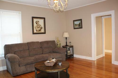 Apartamento White House Lodge-1880's Home-2bd- Upper Parkview