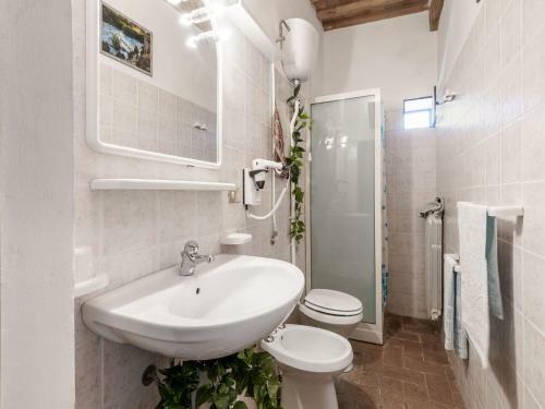 Pleasing Holiday Home In Elmo-sorano With A Whirpool