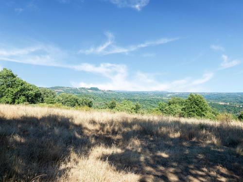 Pleasing Holiday Home In Elmo-sorano With A Whirpool