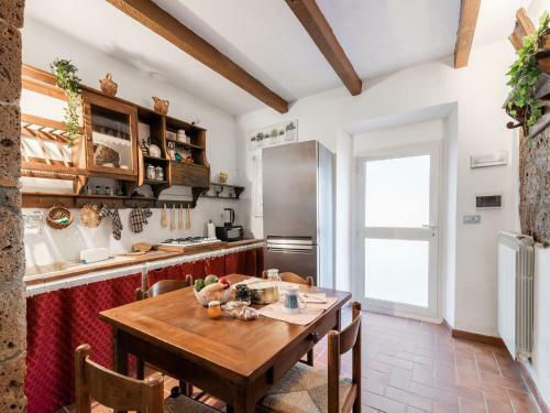Pleasing Holiday Home In Elmo-sorano With A Whirpool