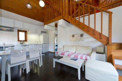 Nupuri Cottage