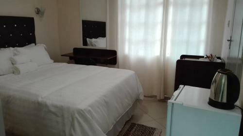 Kandjo's Bed And Breakfast
