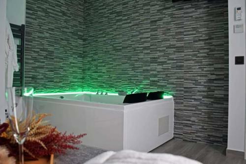 Apartamento Alojamientos Lola, Suite Con Jacuzzi