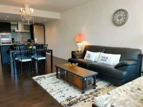 Apartamento Relaxing Condo In Falls Downtown Victoria