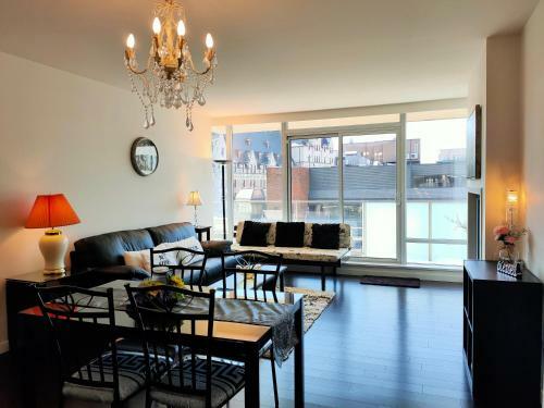 Apartamento Relaxing Condo In Falls Downtown Victoria