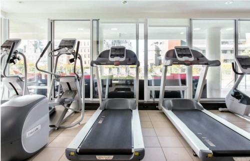 Apartamento Relaxing Condo In Falls Downtown Victoria