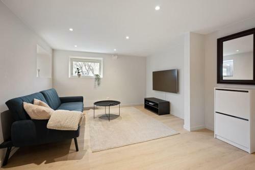 Apartamento Practical Basement Apt With All Home Comforts Close To City Centre