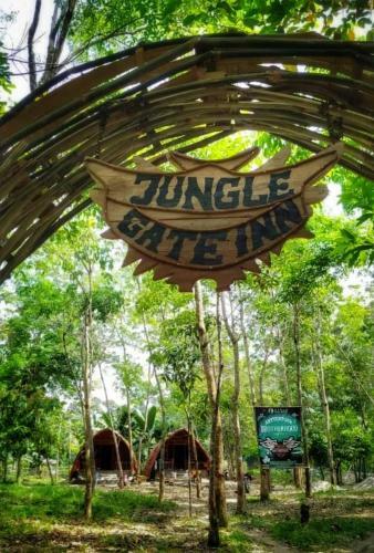 Hotel Etalauser Jungle Gate Ecoresort Bukit Lawang