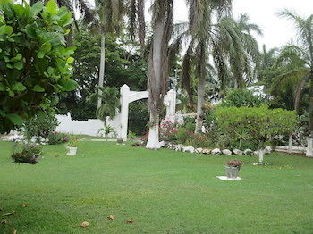 Executive Mammee Bay Hotel