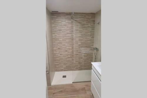 Apartamento Muy C�ntrico, A 8 Min Del Ave Andando, Reformado.