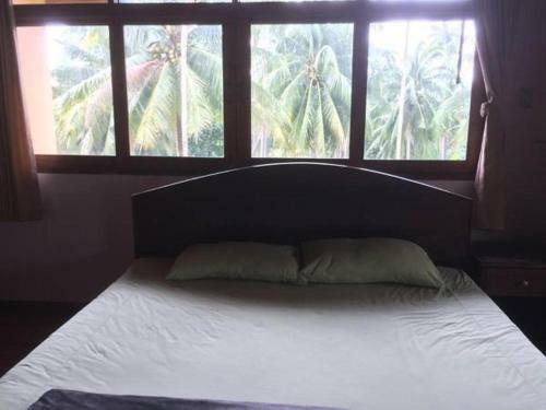 Hostal Bor Hin Baan Tai