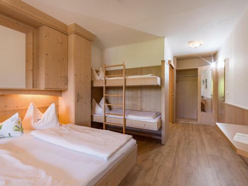 Aparthotel Brandauerhof