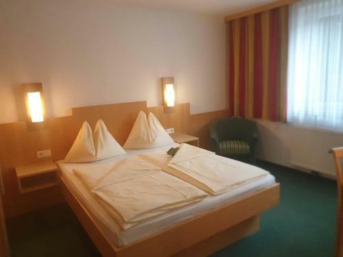 Hostal G�stehaus Latini