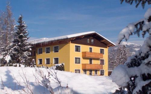 Hostal G�stehaus Latini