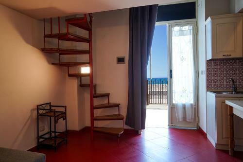 Apartamento Nick & Santo's Holiday Homes Beach Front Lux