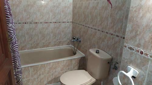 Big Room With Private Bathroom In Los Cristianos