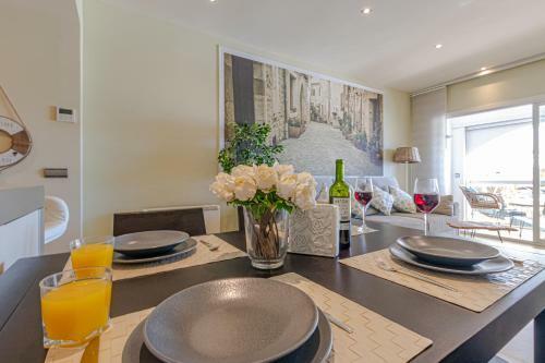Puerto Marina Apartment