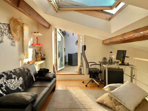 Apartamento Duplex de Charme En Centre-ville Avec Terrasse