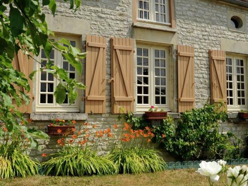 Lodge Holiday Home La Centieme Bligny