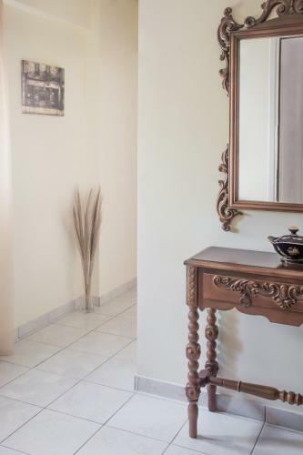 Artemis Central Apartment
