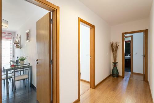 Sunshine Apartment By Ammonite&c?
