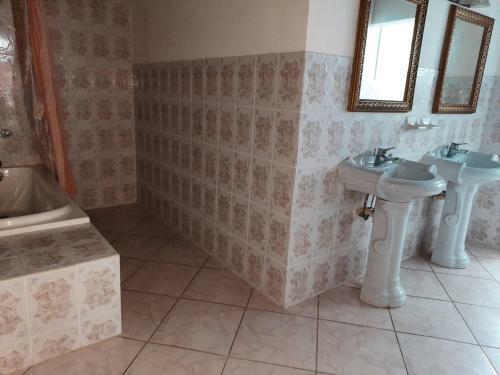 Hostal Burg Ann's Villa