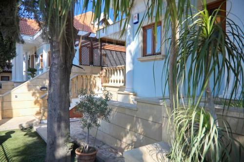 Limassol Beachfront Holiday Villa