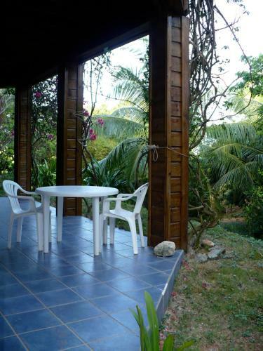 Roatan Bed & Breakfast Apartments