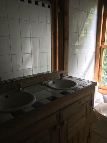 Roatan Bed & Breakfast Apartments