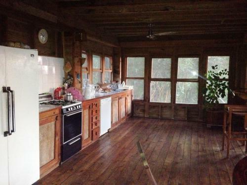 Roatan Bed & Breakfast Apartments