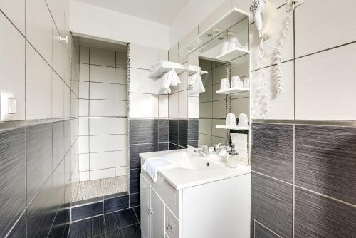 Hotel H�tel Du Midi