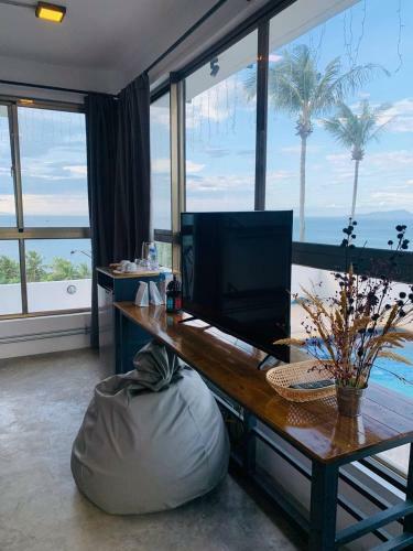 Hotel Av Suites
