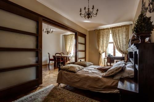 Apartment On Rynok Square