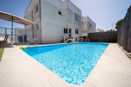 Marinhas - Moradia V4 Com Piscina E Pr�ximo Da Praia - Esposende
