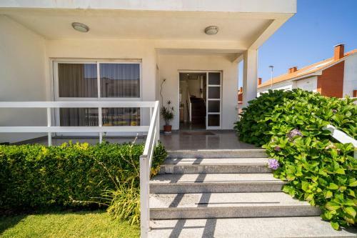 Marinhas - Moradia V4 Com Piscina E Pr�ximo Da Praia - Esposende