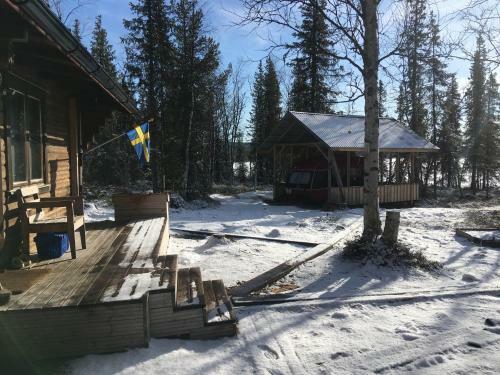 Tiny Lakeside Home