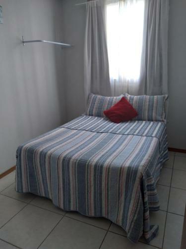 Apartamento Com Piscina