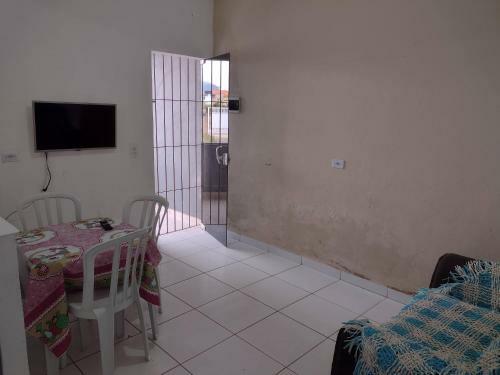 Casa Para Alugar Em Peru�be - Sp ( Caraguava )