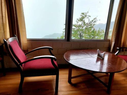 Hostal Room In Lodge - Duplex Suite 1 - Enjoy Your Ultimate Workations