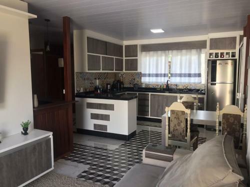 Casa Com Piscina