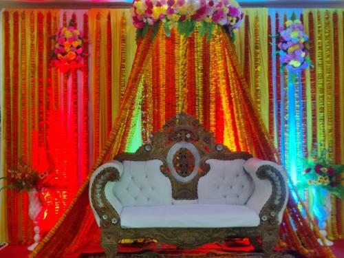 Matri Hotel & Banquets