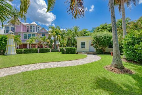 Ami Lighthouse Cottage-one Minute Walk To The Beach-keyless Locks