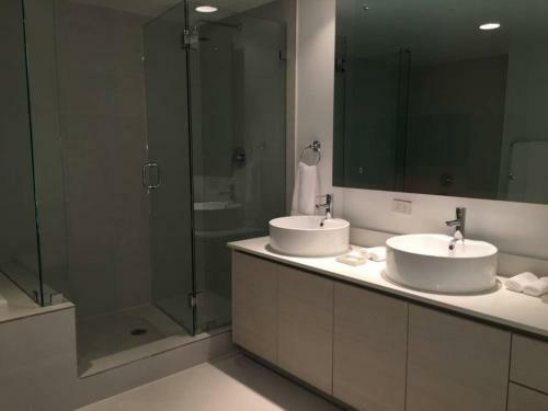 Luxurious Brand New Apartment Hallandale Beach