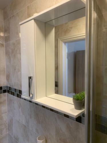 Cosy Room With Private Entrance & Ensuite