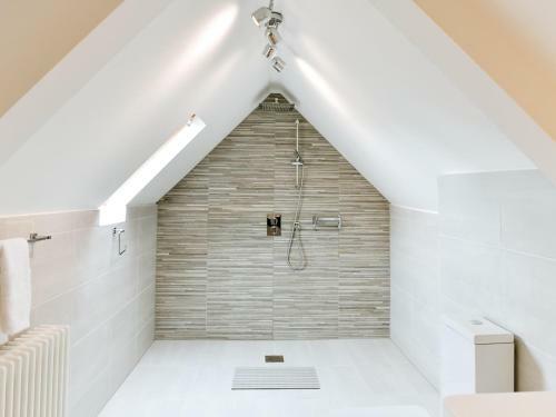 Pass The Keys Stunning 2 Bedroom Apartment In Uplands