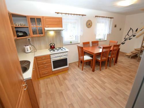 Cozy Apartment Near Forest In Bohemian