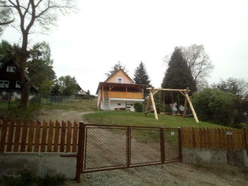 Cozy Apartment Near Forest In Bohemian