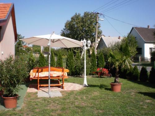 Apartment Balatonfenyves 4